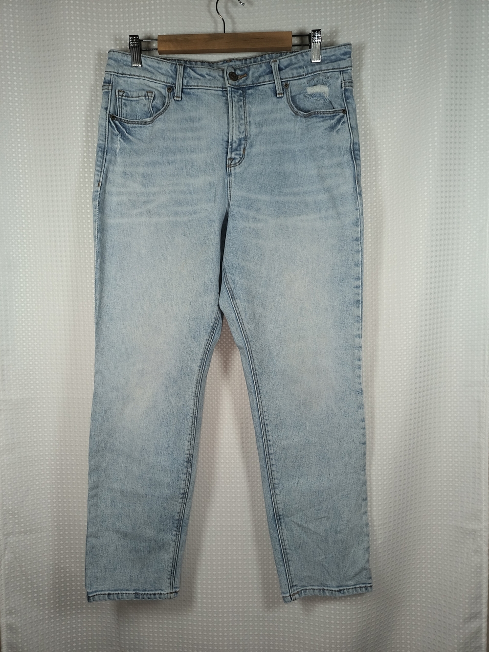 Old Navy Lightly Distressed High-rise Power Straight Light Wash Size 14 Grunge